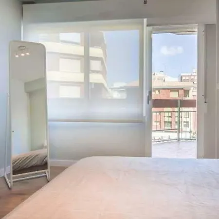 Apartamento Moderno En Pleno Centro De Castellon. Apartment *